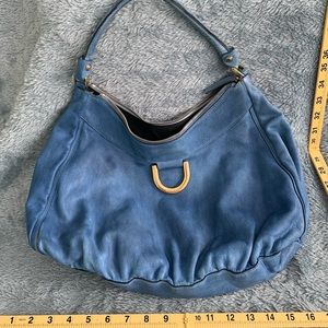 🚫SOLD❌. 
Gucci- dyed leather bag